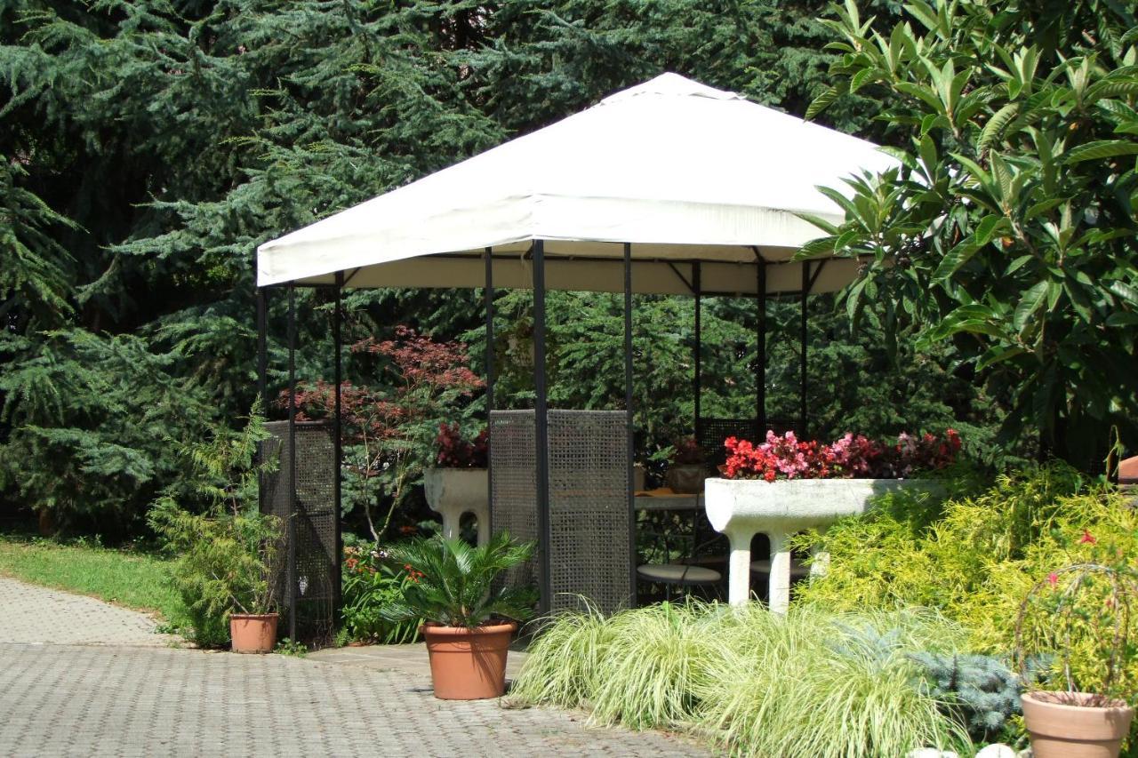 Monolocali In Casa Con Giardino Bellagio Apartman Kültér fotó