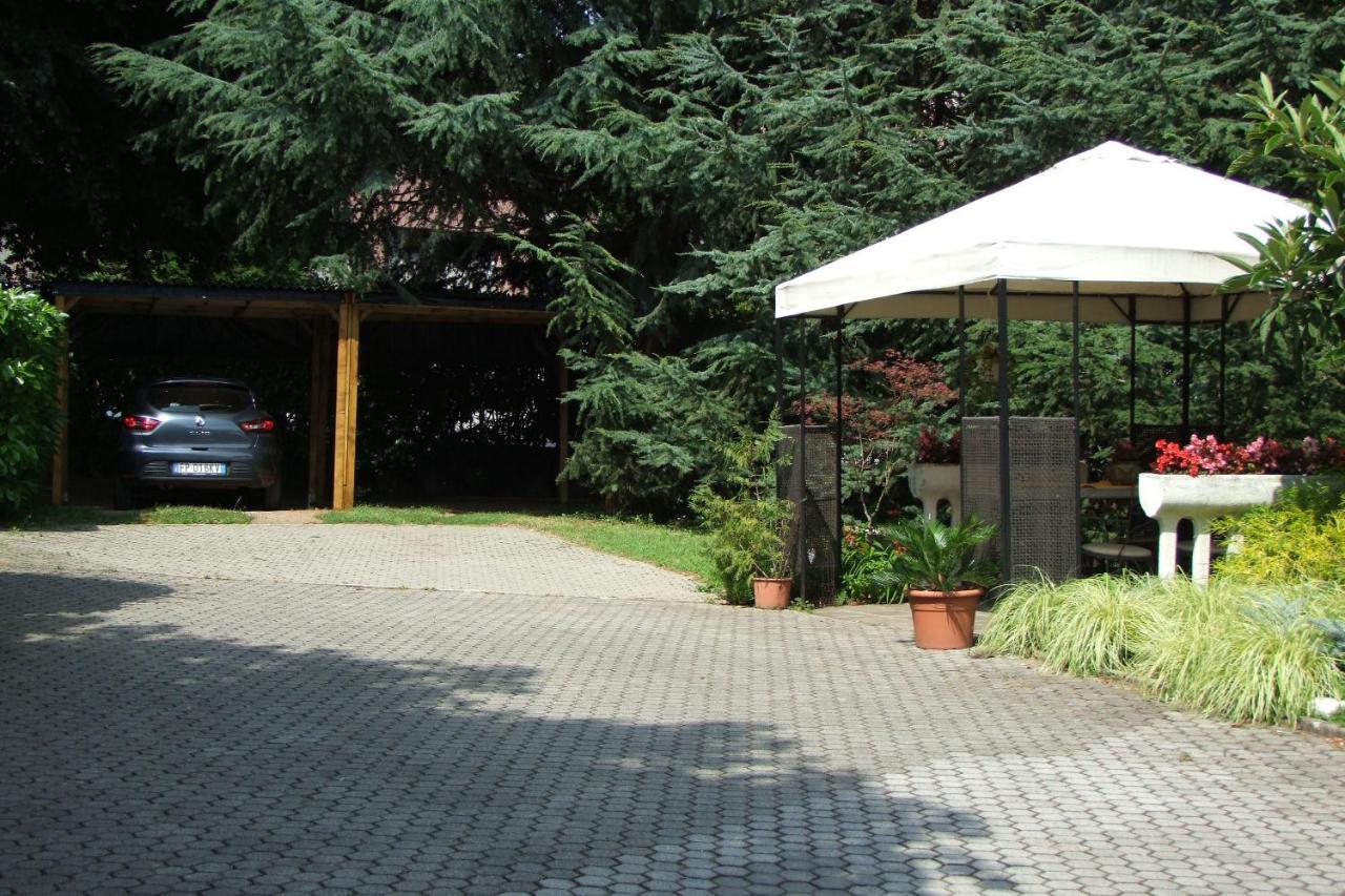 Monolocali In Casa Con Giardino Bellagio Apartman Kültér fotó